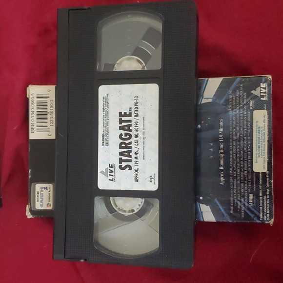 STARGATE Movie VHS - Picture 3 of 3
